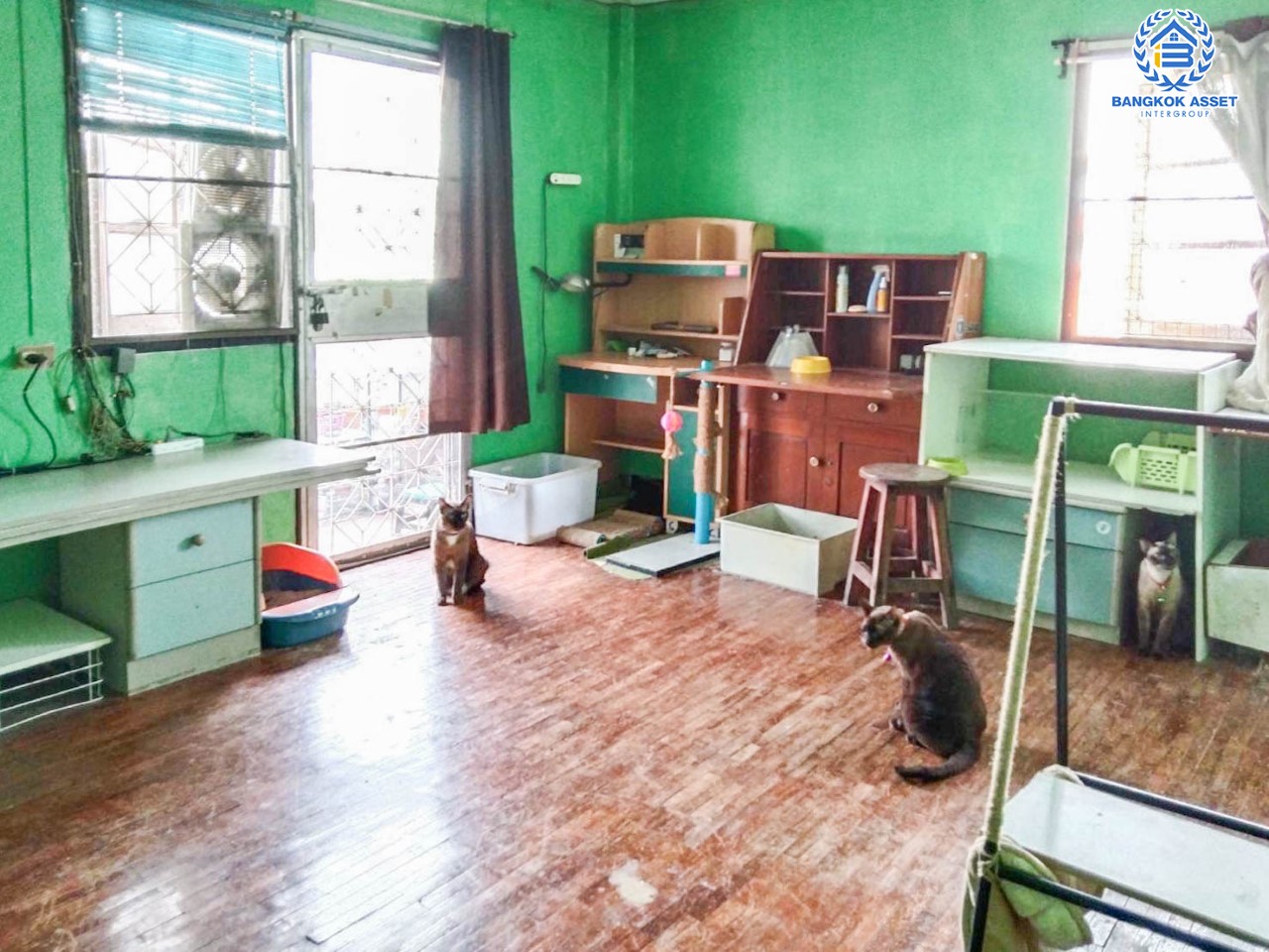 *****บ้านแฝดมือสองนนทบุรี ม.รัตนาธิเบศร์ กาญจนาฯ ติดกับรถไฟฟ้า "สถานีตลาดบางใหญ่" ต่อเติมพร้อมอยู่ เนื้อที่ 80 ตร.ว. ภายในโปร่งกว้าง เป็นสัดส่วน ฟังก์ชัน 7 ห้องนอน 4 ห้องน้ำ จอดรถได้ 6 คัน บนสุดยอดทำเล! เข้า-ออกได้ทั้งทาง ถ.รัตนาธิเบศร์ และ ถ.กาญจนาภิเษก ใกล้จุดขึ้น-ลงรถประจำทางหลายสาย